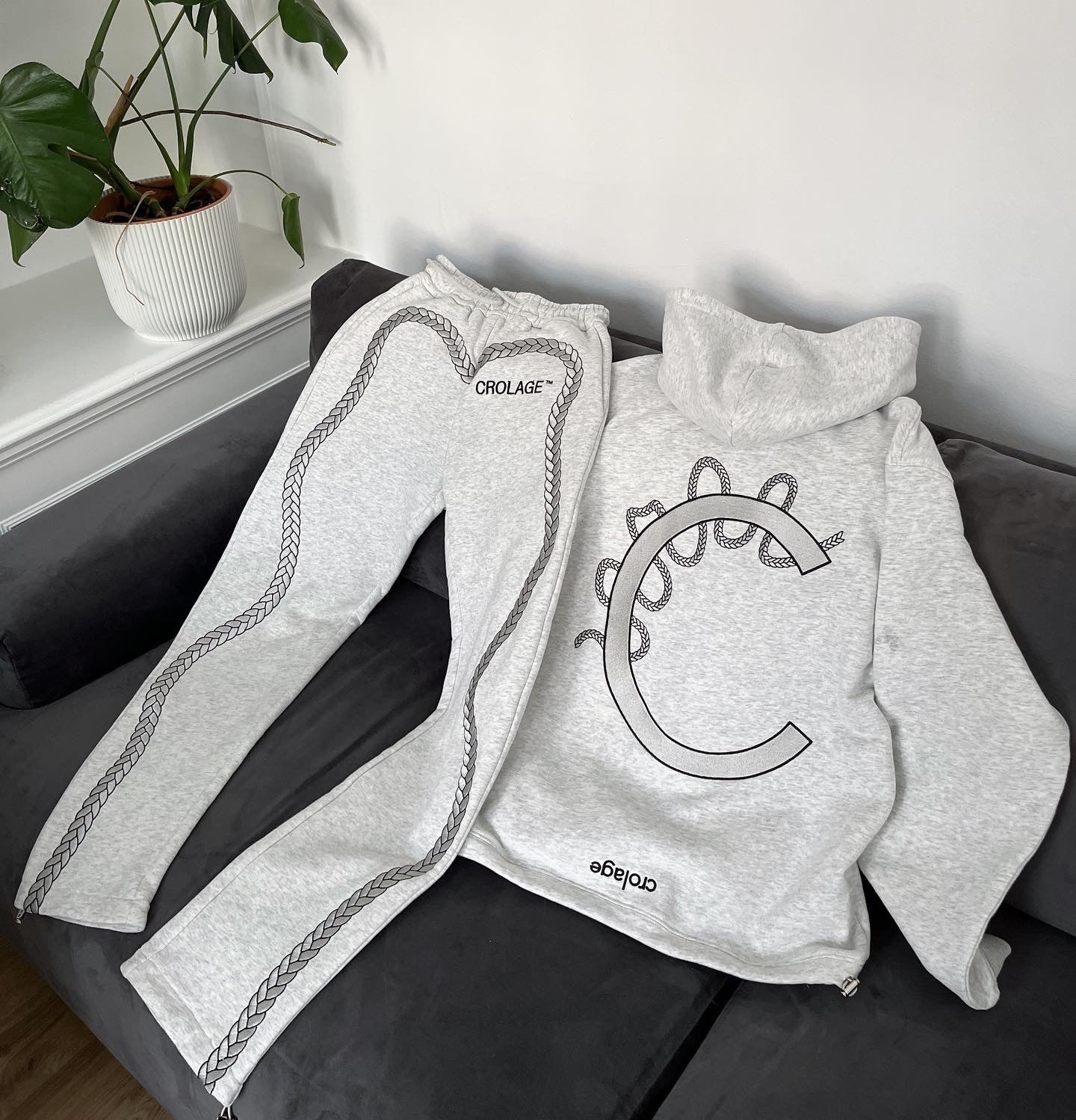 THE CROLAGE ORIGINAL UNISEX JOGGERS